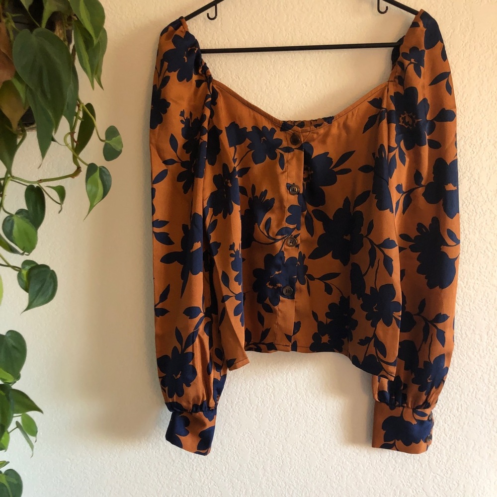 Boutique top